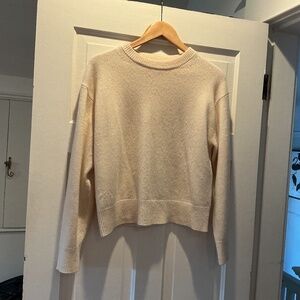 100% cashmere crew neck sweater aritzia